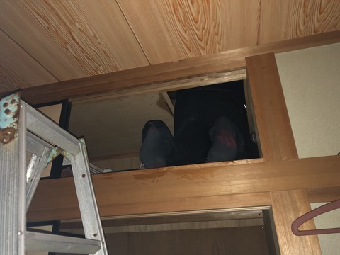エアコン取付けとエアコン専用電源工事を鹿児島市郡山でしました。